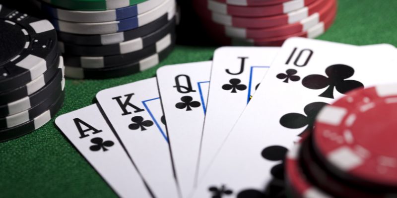 Tùy vào mỗi biến thể Poker, sức mạnh các chất có thể bị thay đổi
